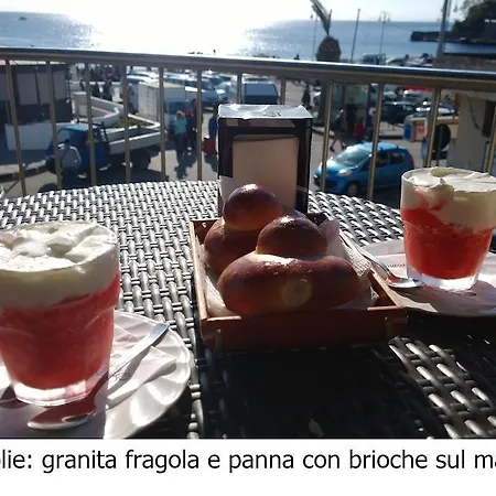 A Pochi Passi Dal Mare * Canneto (Lipari)
